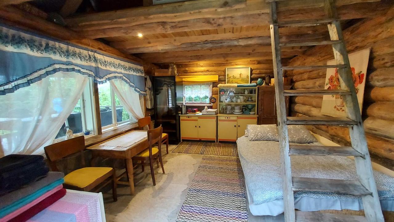 Отель Intsu Suvemaja Liiva  Экстерьер фото
